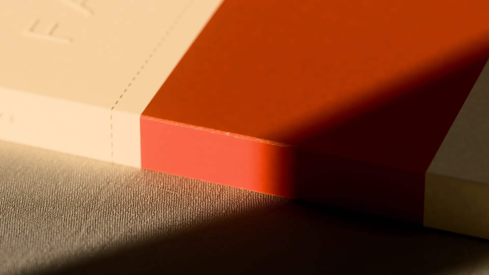 Macro of the board edge with fibres and a diagonal shadow